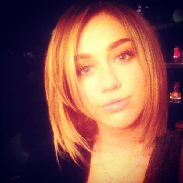 Miley Cyrus ścięła włosy!