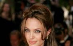 Angelina Jolie będzię rozdawać...