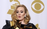Dziwne miny Adele na Grammy!