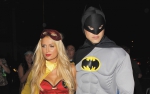 Paris Hilton POWIĘKSZYŁA SOBIE PIERSI!