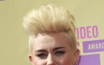 Miley Cyrus z DMUCHANĄ LALKĄ!
